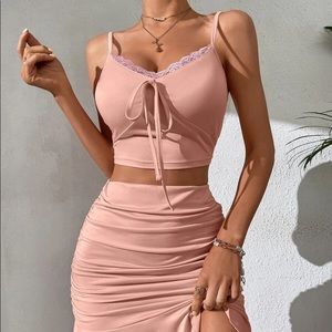 Tie front lace trim cami top & ruched ruffle hem skirt